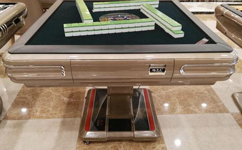 全自动疏勒疏勒麻将桌在家庭娱乐空间中的应用与选购指南